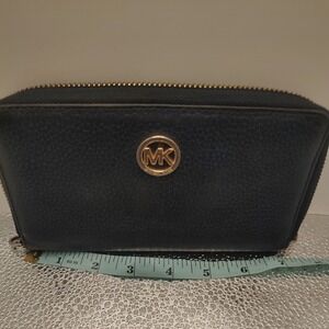 Michael Kors Navy Pebble Leather Zip Around Wallet Wristlet Gold MK Logo